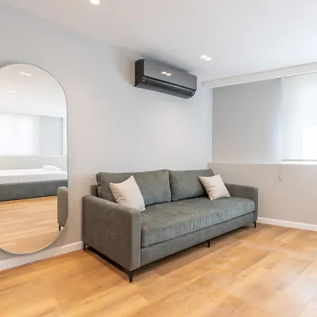 Center 招待所 地拉那